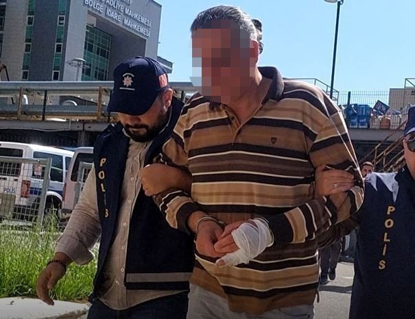 Kuzenini Öldüren Doktor Cezaevinde İntihar Etti