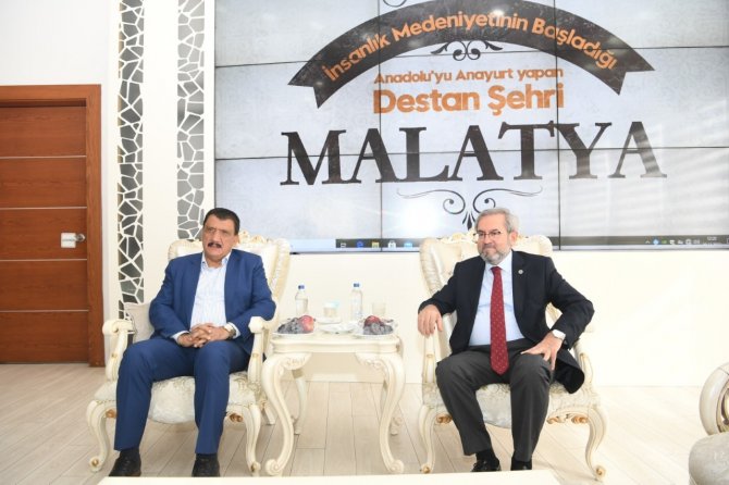 Rektör Ünüvar’dan Malatya’ya Övgü