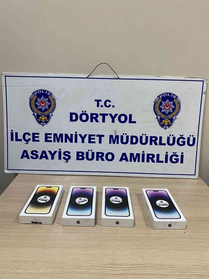 Hatay’da 75 Kaçak Telefon Ele Geçirildi