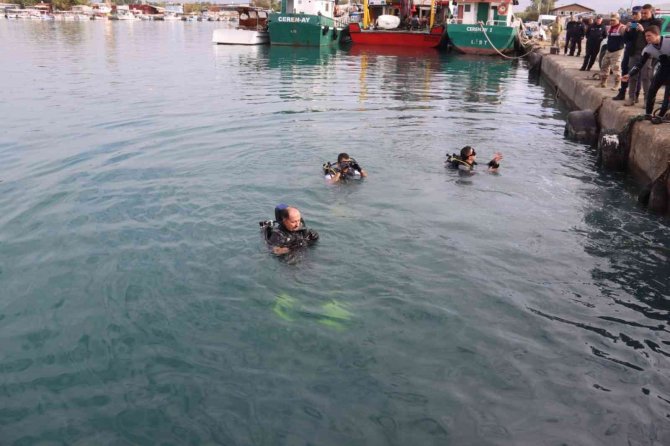 Dörtyol Sahilinde Çevre Temizliği Yaptılar