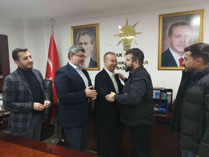 İ̇yi̇ Parti’den İstifa Edip Ak Parti’ye Geçtiler