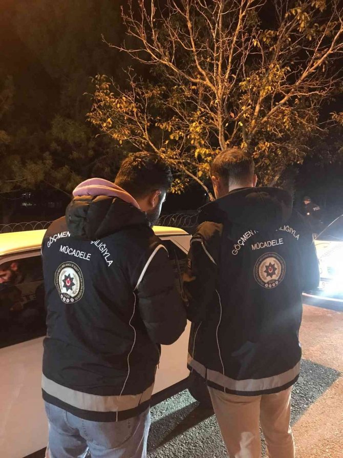 Kırklareli’nde 348 Kaçak Göçmen Yakalandı