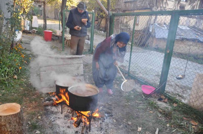Köy Halkının Pekmez Yapımının Hikayesi