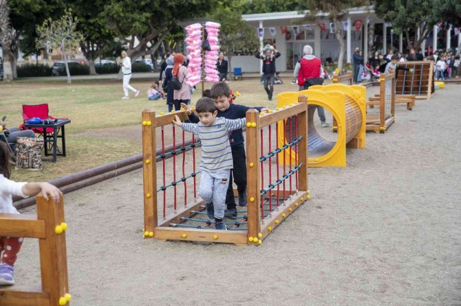 Etkinlik Ve Sanat Merkezinde Etkinlikler Bitmiyor