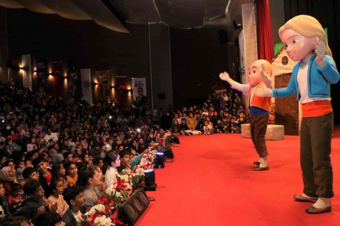 7 Günlük Tatilin Keyfini Toroslar Çocuk Şenliği’nde Çıkardılar