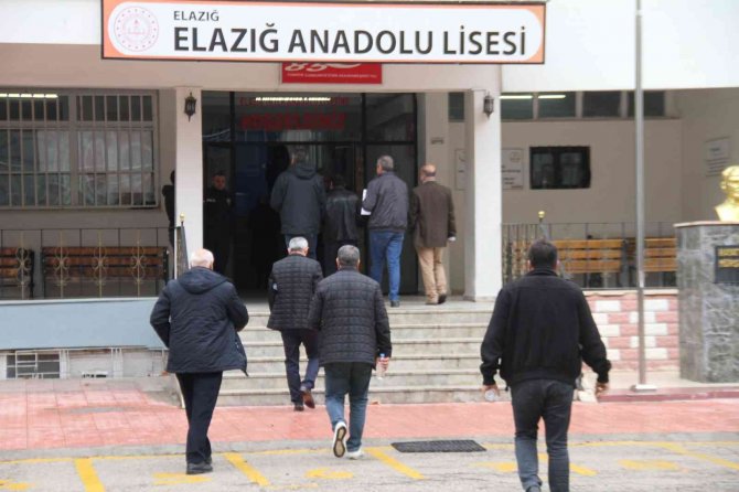 Bu Sınavda Öğrenciler Yerine Öğretmenler Ter Döktü