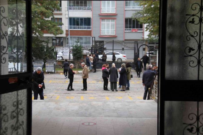 Bu Sınavda Öğrenciler Yerine Öğretmenler Ter Döktü