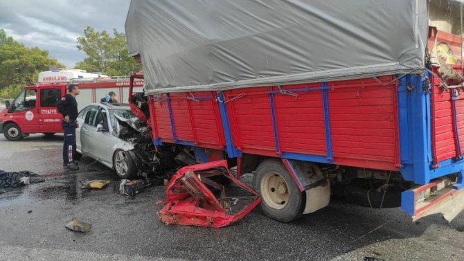 Oğlunun Cenazesini Almaya Gelirken Kazada Hayatını Kaybetti