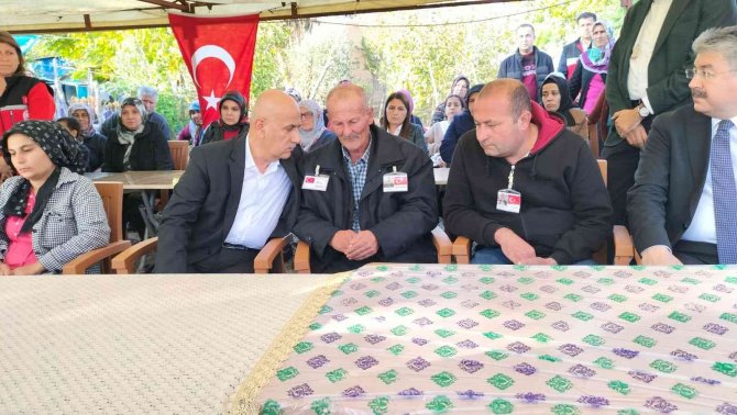 Cumhurbaşkanı Erdoğan Şehidin Ailesiyle Telefonda Görüştü