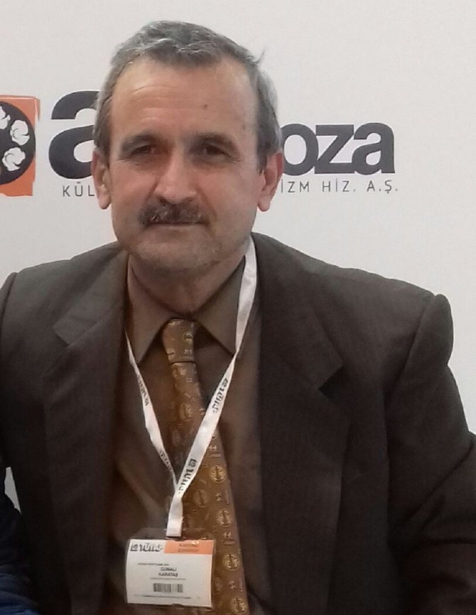 Karataş’ın Şiirlerinden Sonra Öyküsü De Rumence’ye Çevrildi