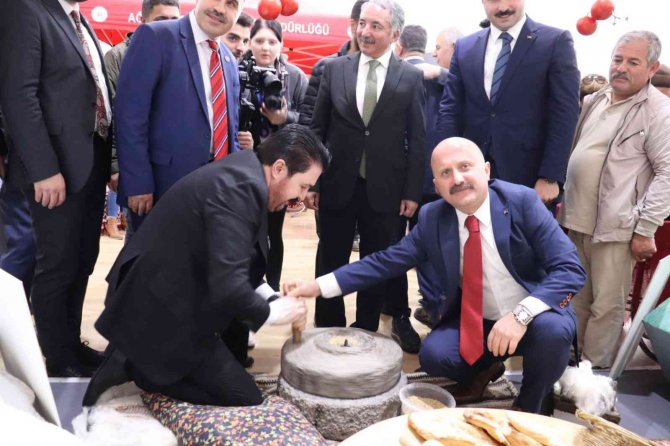 Ağrı’nın Tescilli Geven Balı Ve Diyadin Domatesi Damaklarda İz Bıraktı