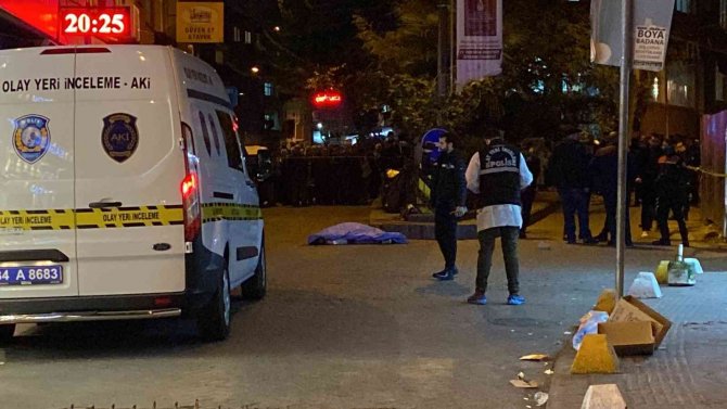Beyoğlu’nda Sokak Ortasında Silahlı Saldırı: 1 Ölü, 1 Yaralı