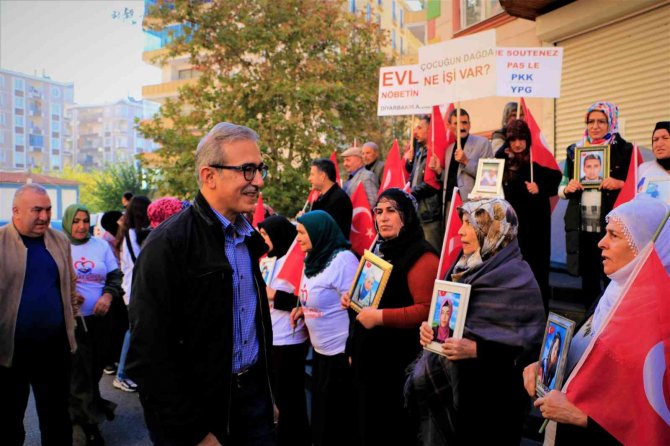 Savunma Sanayii Başkanı Demir: “Devletimiz Teröristlerle Mücadele Ederken Sadece Kuklalarıyla Değil, Kuklacılarının Da Kim Olduğuyla Harekatlarını Sürdürecek”