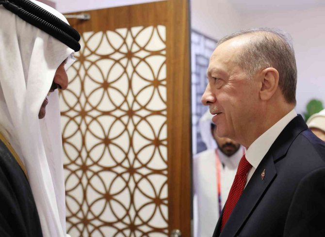 Cumhurbaşkanı Erdoğan, Katar Emiri Al Sani Tarafından Verilen Resepsiyona Katıldı