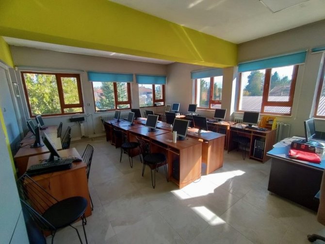 Düzce’de İki Okul Güçlendirildi