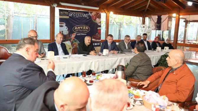 Başkan Büyükakın: "Vinç Operatörü Yetiştirme Programını Başlatacağız"