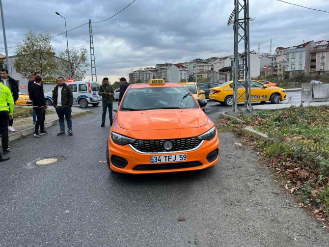 Yol Verme Yüzünden Tartıştılar, Ticari Taksi Şoförünü Takip Edip Dehşeti Yaşattılar