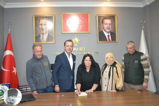 İ̇yi̇ Partili Ayşegül Eltimur, Ak Parti’ye Katıldı