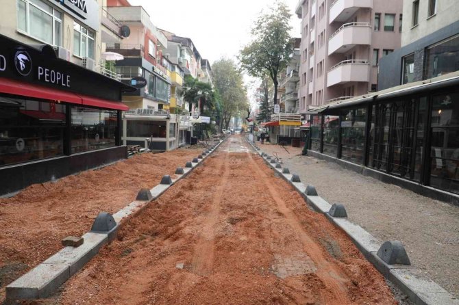 Köseoğlu Sokak Yenileniyor