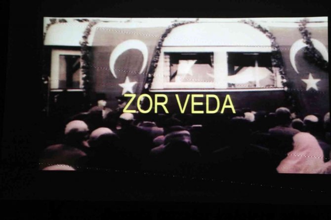 Atatürk’ün İ̇zmit’ten Son Kez Uğurlanışı Belgesel Gösterimiyle Anıldı