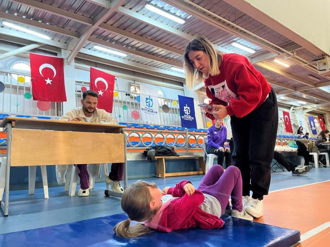 Çocukların Yetenekleri Tespit Ediliyor