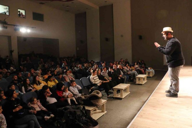 Körfez’de Kahkahaya Boğan Stand Up Gösterisi