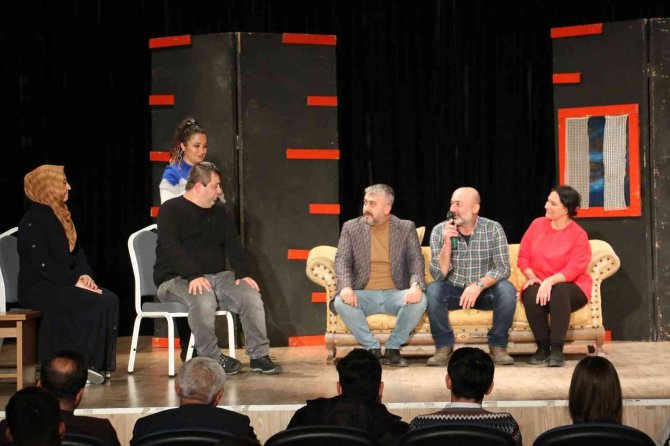 Körfez’de Kahkahaya Boğan Stand Up Gösterisi