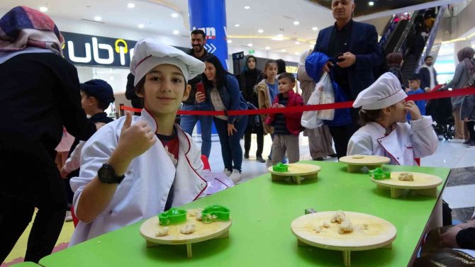 Mardian Mall Ara Tatilde Çocukları Unutmadı