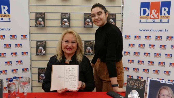 Mardin’de Mardian Mall’da Kitapseverlere İmza Günü