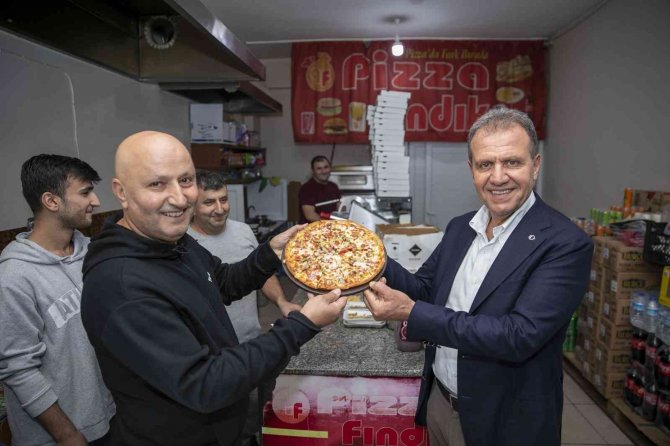 Seçer, Toroslar İlçesinde Esnafla Bir Araya Geldi