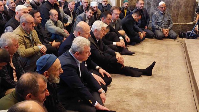 İ̇stiklal Caddesi’ndeki Terör Saldırısında Hayatını Kaybedenler İçin Mevlit Okutuldu