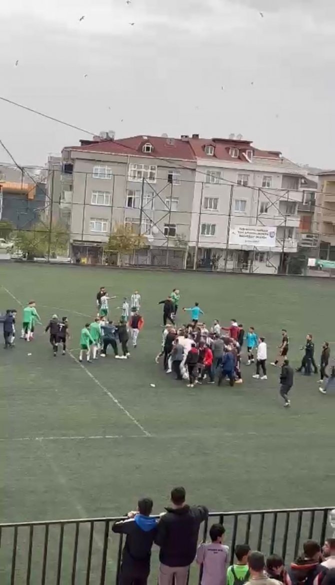 Sancaktepe’de Maç Bitti, Kavga Başladı