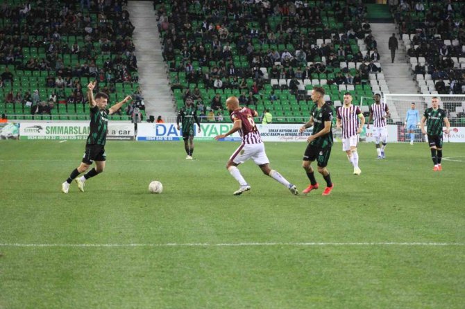 Spor Toto 1. Lig: Sakaryaspor: 4 - Bandırmaspor: 2