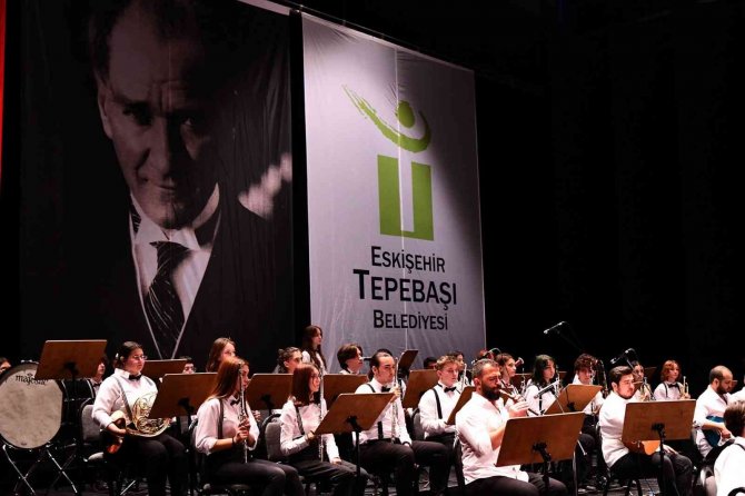 İ̇ki Elin Sesi Var’dan Muhteşem Konser