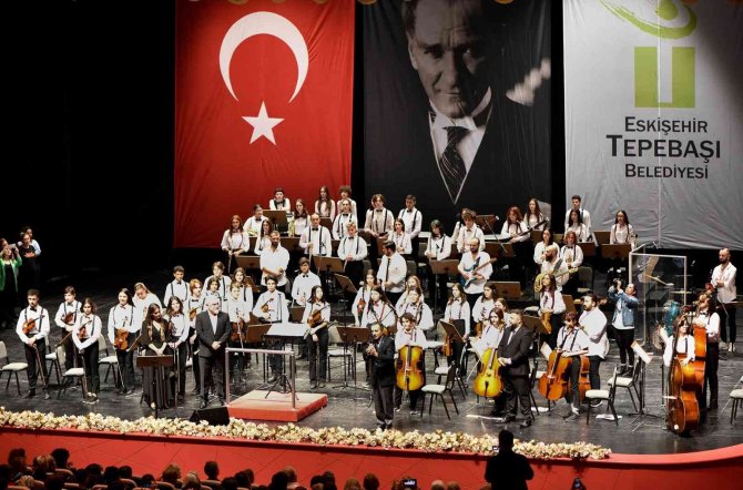 İ̇ki Elin Sesi Var’dan Muhteşem Konser