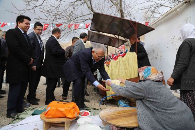 Vali Çiçek Ve Başkan Büyükkılıç Soğanlı’da İ̇nceleme Yaptı