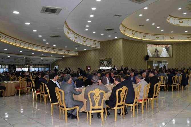 Van’da Gelin Ve Damada 5 Milyon Tl’lik Takı Takıldı