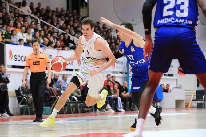 Petkimspor , Taraftarını Mutlu Etti