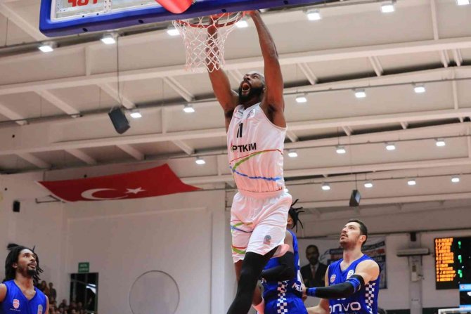 Petkimspor , Taraftarını Mutlu Etti