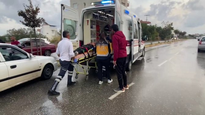 Ters Şeritten Gidince Kazaya Sebep Oldu: 1 Yaralı