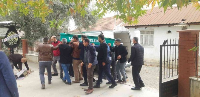 Minik Yasin Son Yolculuğuna Uğurlandı, Çarpan Şoför İse Tutuklandı