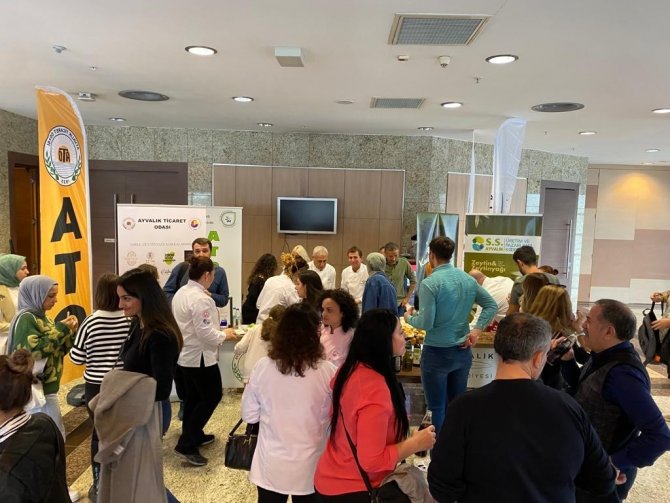 Ayvalık Mutfağı Gastromasa Gastronomi Konferansı’nda