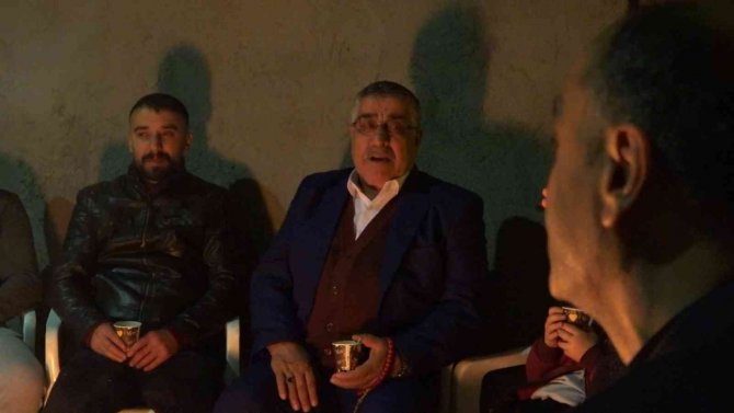 Damda Gelin Karşılama Geleneğine Betonarme Ev Ayarı