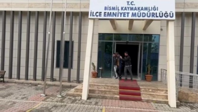 Diyarbakır’da 1 Kilo Uyuşturucu İle Yakalanan Şahıs Tutuklandı