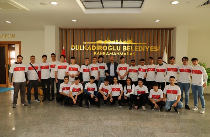 Kahramanmaraşlı Gençler Milli Maç Heyecanı Yaşadı