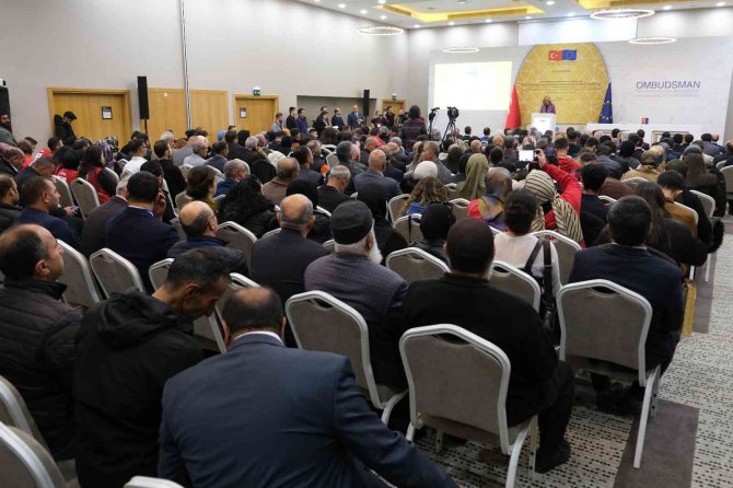 Kamu Başdenetçisi Malkoç Erzincan’da Stk Temsilcileri Ve Muhtarlarla Buluştu