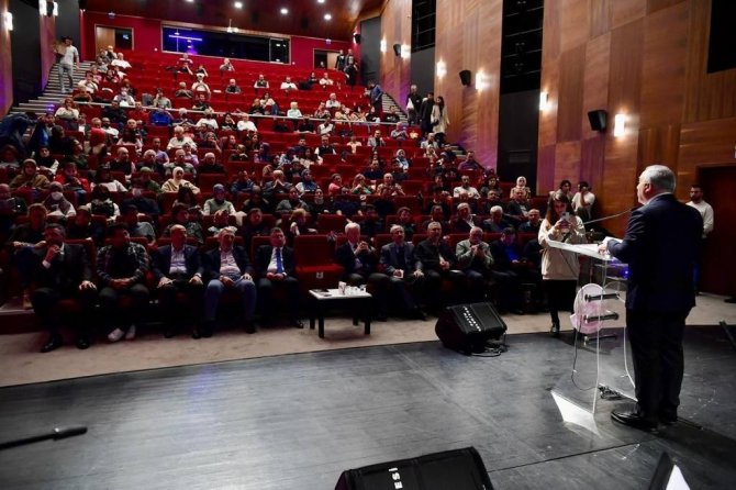 Fatih’te "Fatih Edebiyat Günleri" "İ̇mzalı Kitapların Peşinde" Sergisiyle Başladı