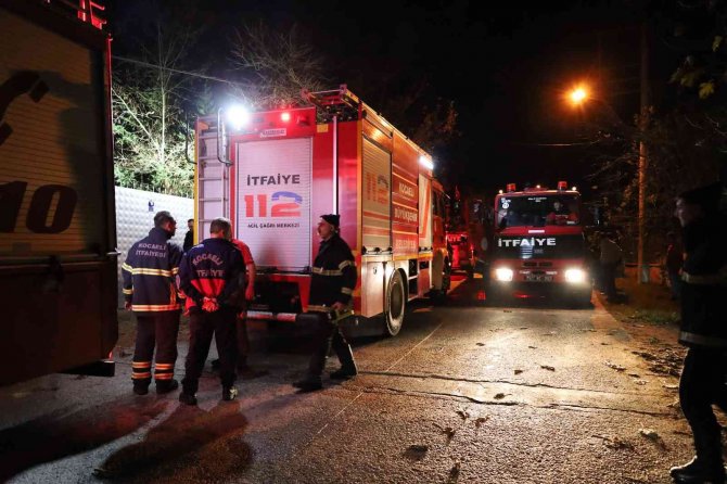 Kocaeli’de İki Farklı Noktada Yangın