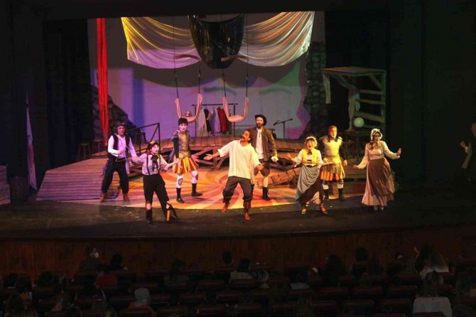 Gürsulu Çocuklara Dünyayı Koruma Duyarlılığı Kazandırılıyor