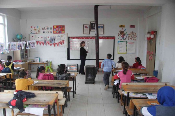 Hıncal Uluç’un Ölümü Memleketi Kilis’te Üzüntüye Neden Oldu